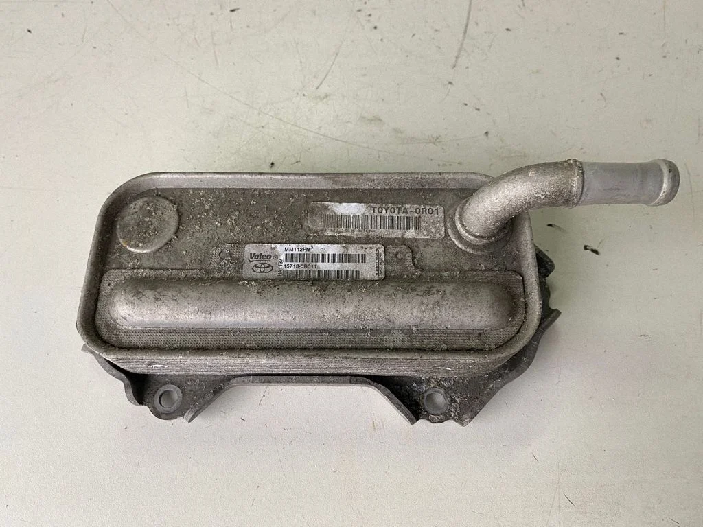 Eļļas filtra turētājs/dzesētājs 157100R011