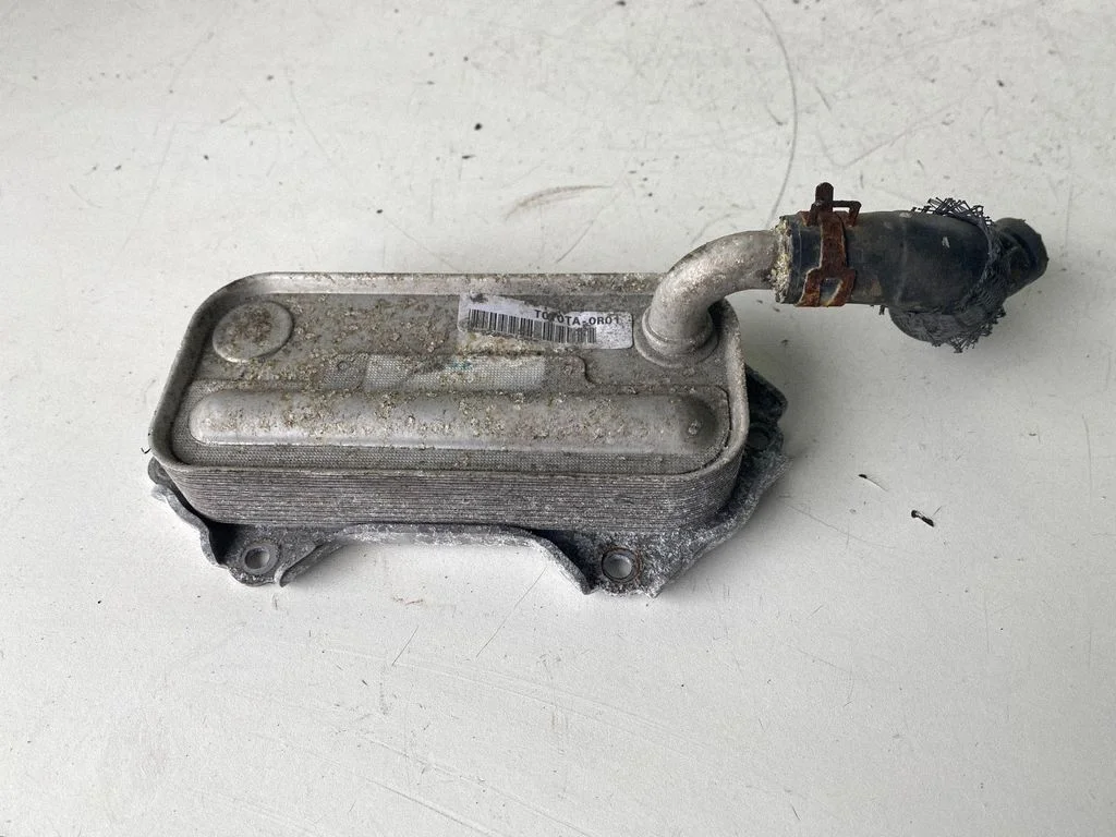 Eļļas filtra turētājs/dzesētājs TOYOTA0R01