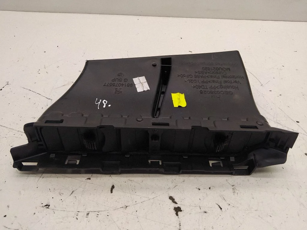 Dash center air vent grill 9814075577