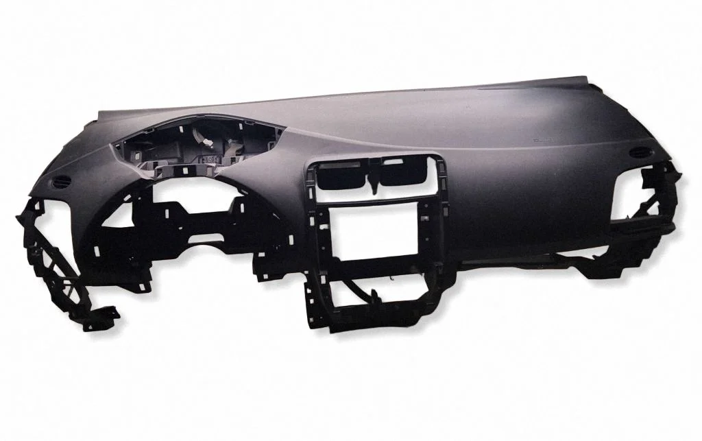 Dashboard 681P33NL0A