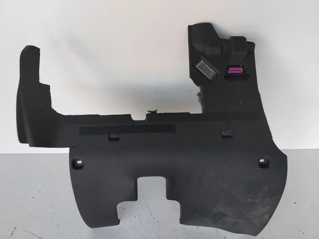 Paneļa apdares panelis (apakšējais) – Audi A4 Allroad B8 (2008-2016)