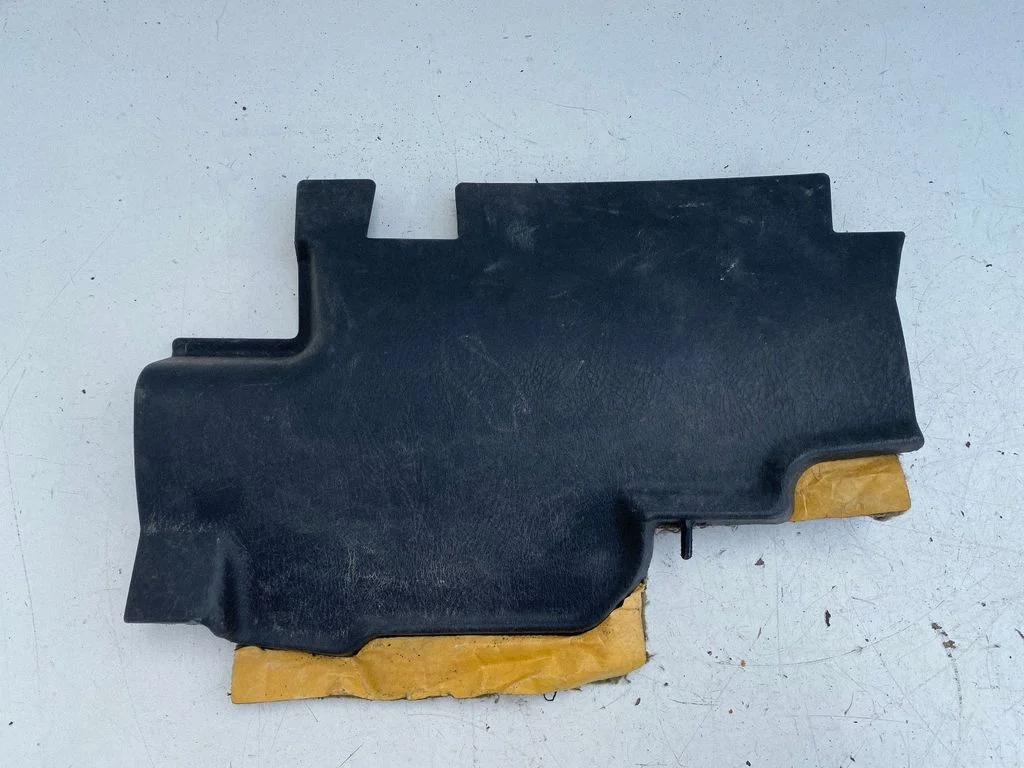 Armatuurlaua alumine viimistluspaneel – Toyota Avensis T220 (2000-2003)