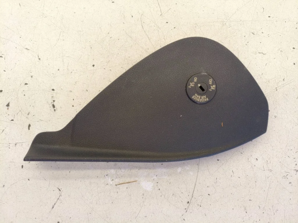 Dashboard side end trim – BMW 5 Series F10 F11 (2009-2016)