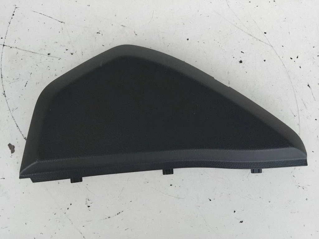 Paneļa apdares panelis (sānu) 684994EA0A
