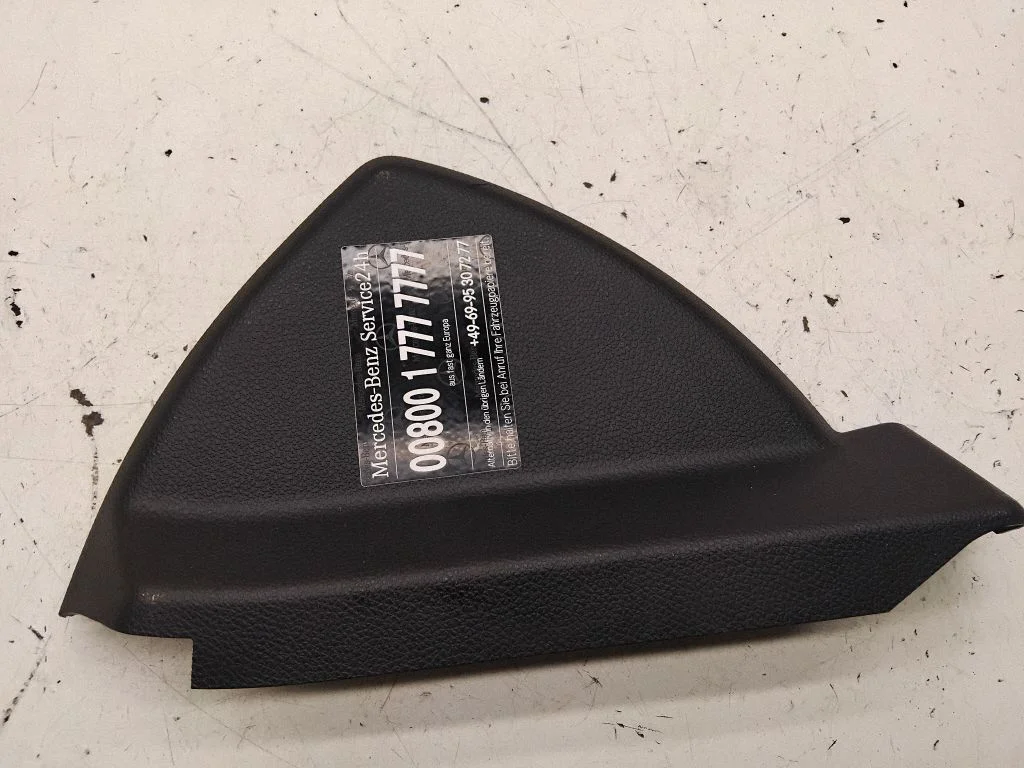 Dashboard side end trim – Mercedes-Benz C-Class AMG W204 (2007-2014)