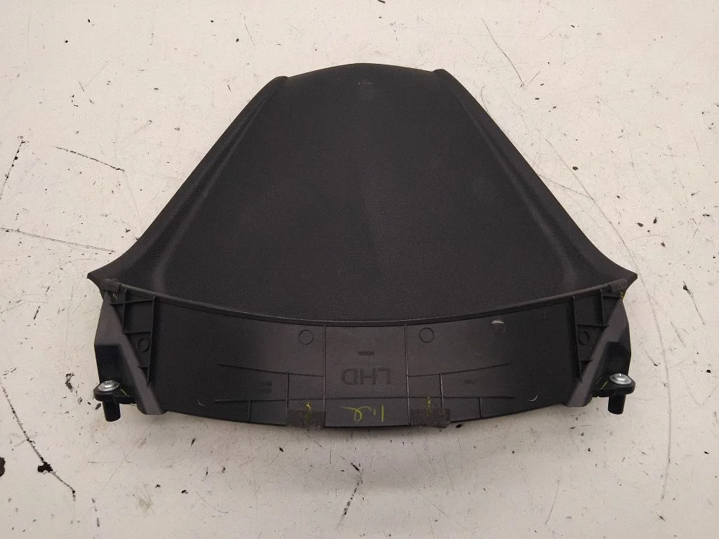 Dashboard trim 682473NL0A