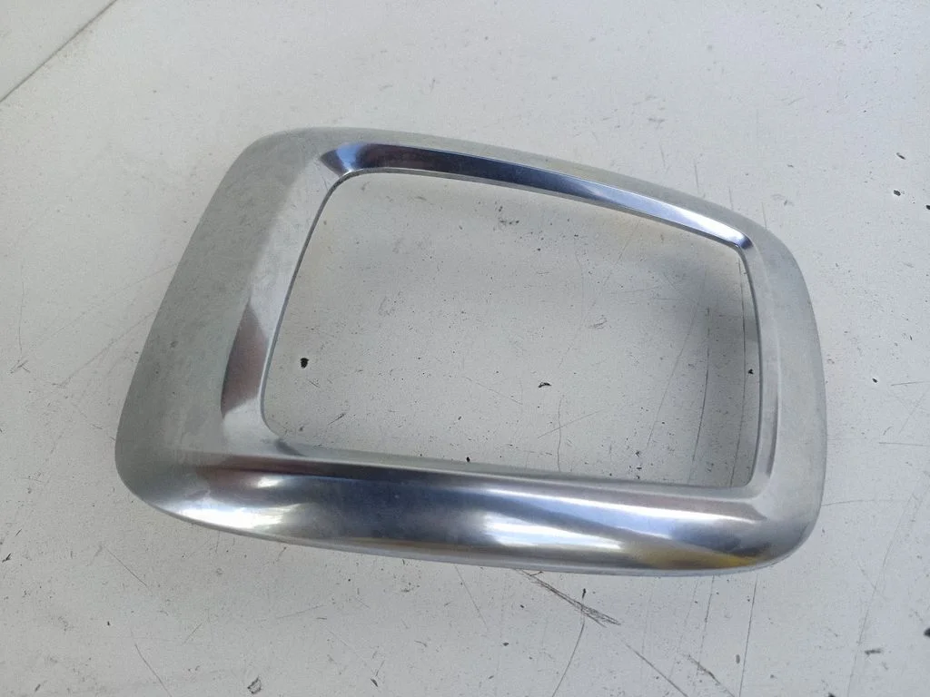 Gear shifter surround trim plastic GHR564351