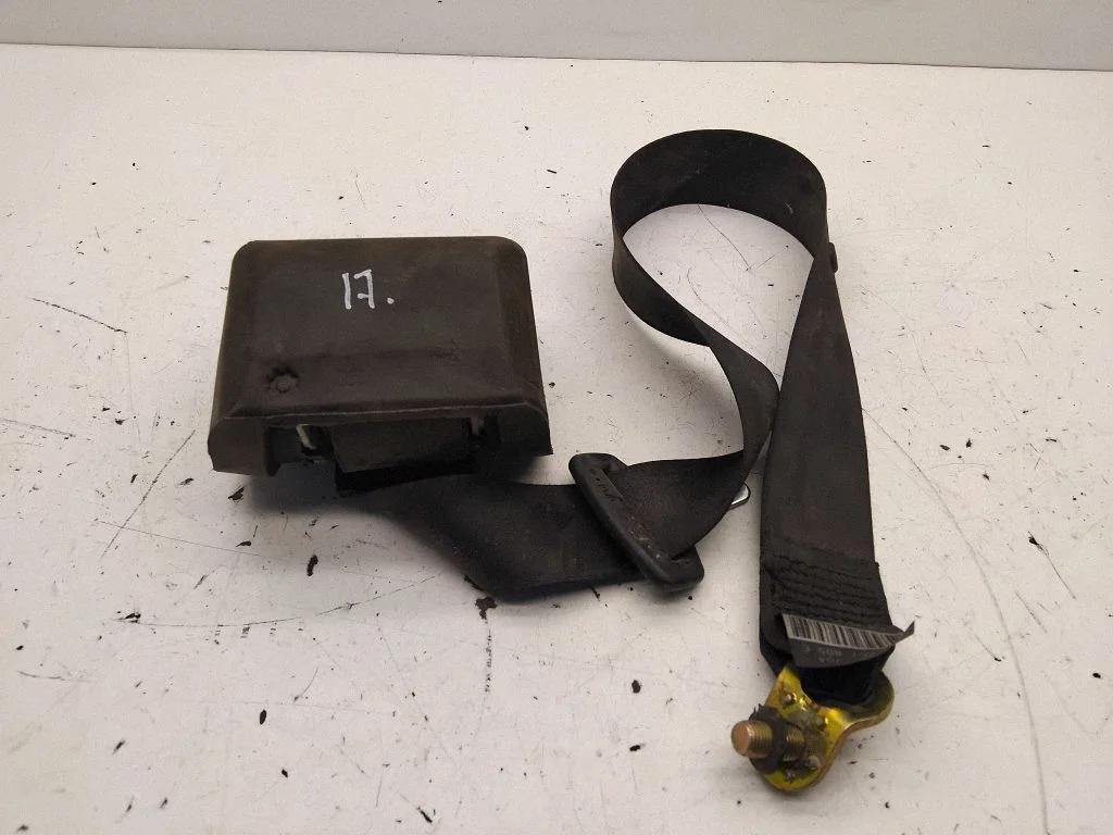 Rear seatbelt – Audi A6 Allroad C6 (2006-2011)