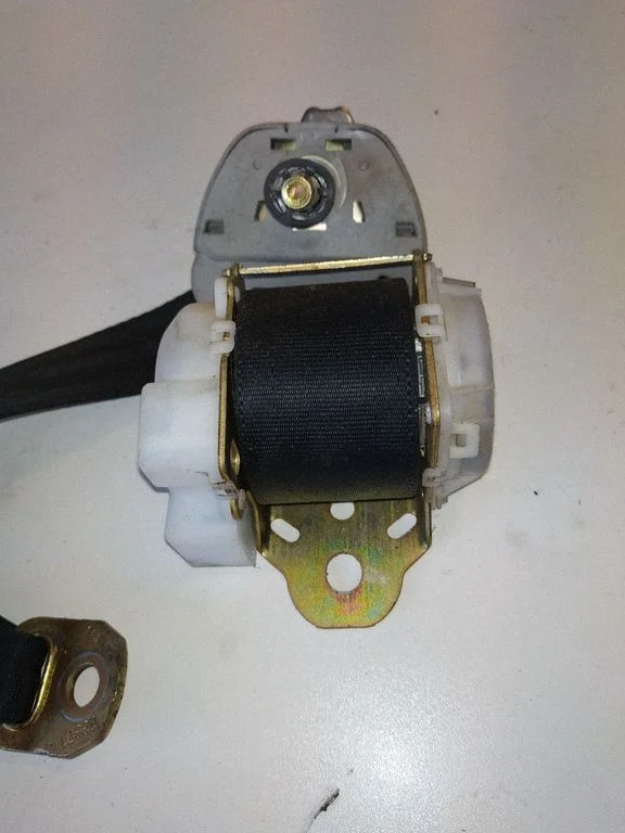 Tagumine turvavöö R1400