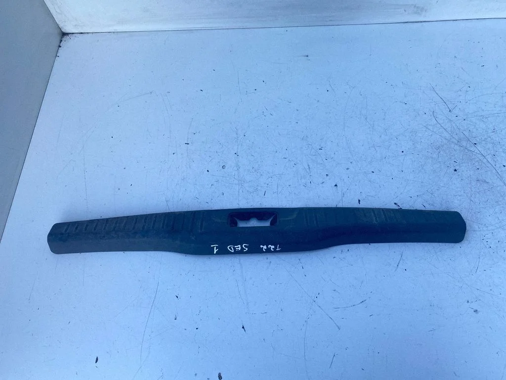 Trunk/boot sill cover protection 5838705050