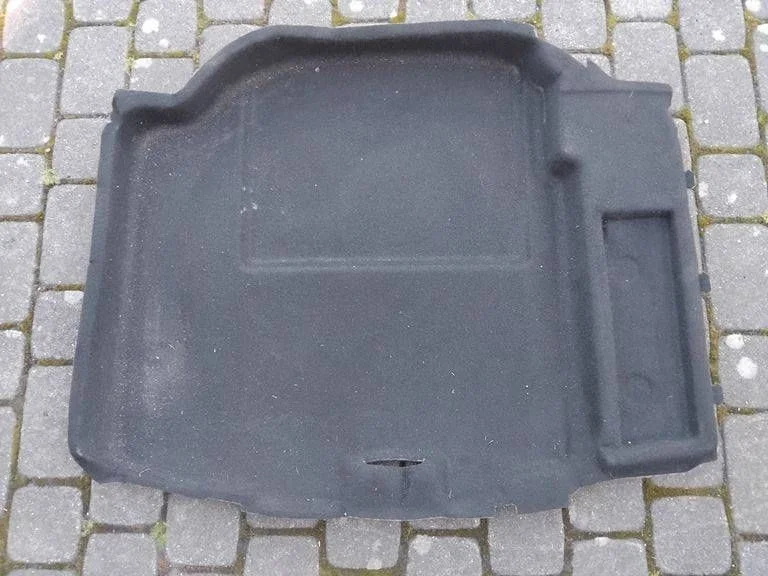 Wykładzina bagażnika A2126900141