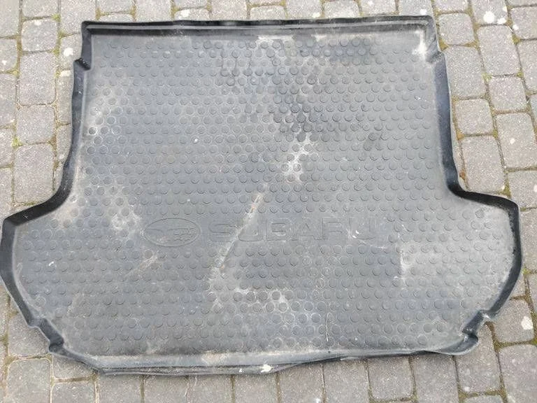 Pagasiruumi kummimatt – Subaru Outback (2009-2014)