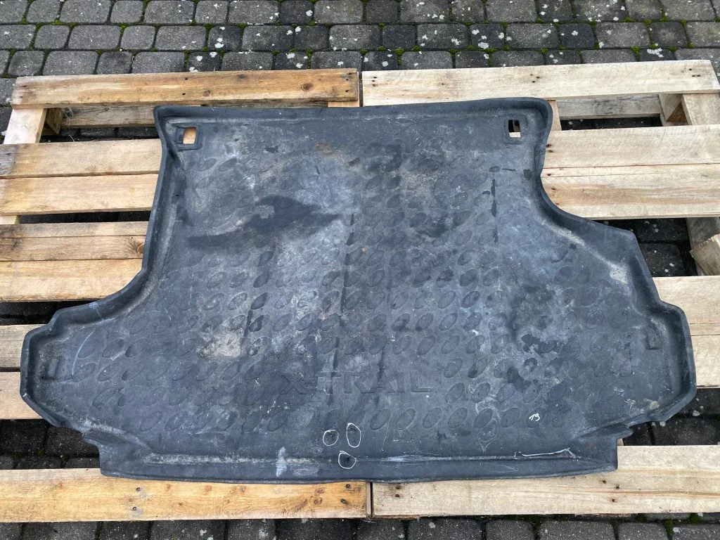 Bagāžnieka paklājiņš (gumijas) KE9658H5S0