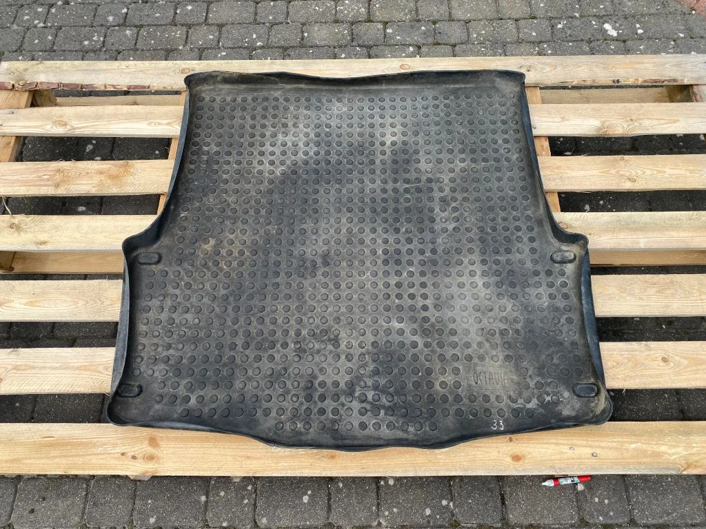 Pagasiruumi kummimatt – Skoda Octavia Mk2 (1Z) (2004-2013)