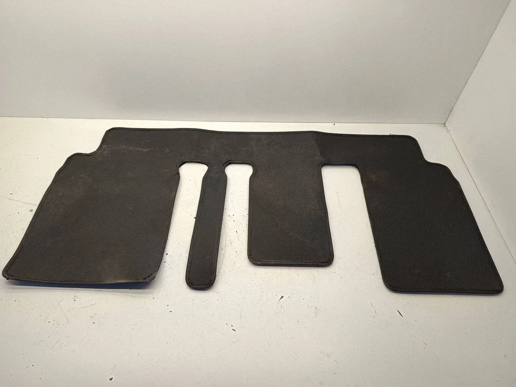 Rear floor mat L1NO00701309 – NIO ES8 (2018-2023)