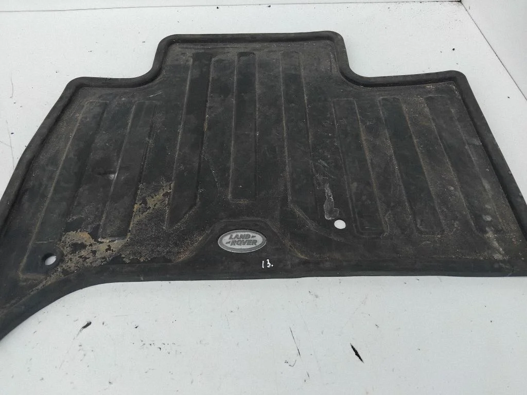 Rear floor mat HY3M130A88AABA