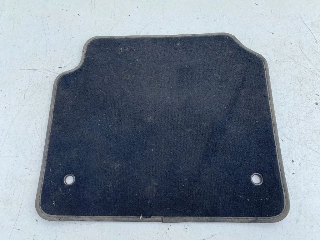 Rear floor mat 130A22AA8PVJ