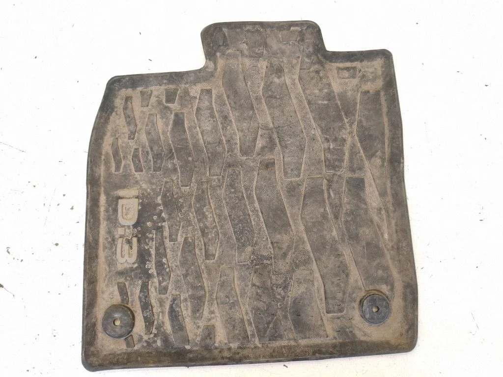 Front floor mat 10B061502