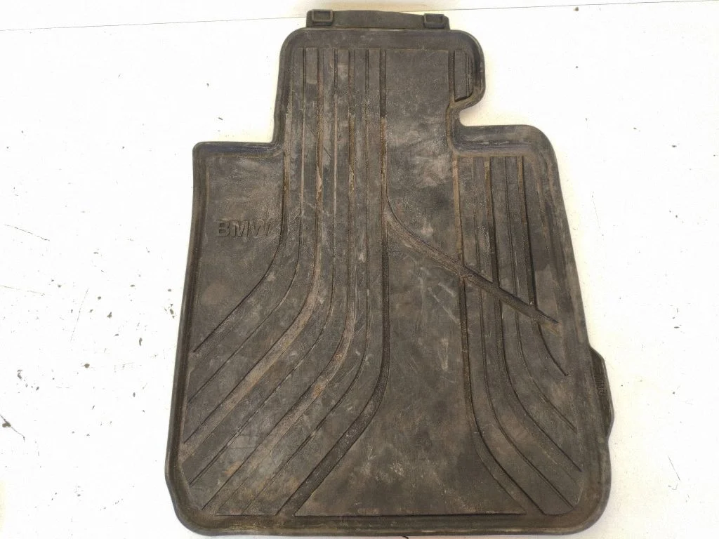 Front floor mat 2210208