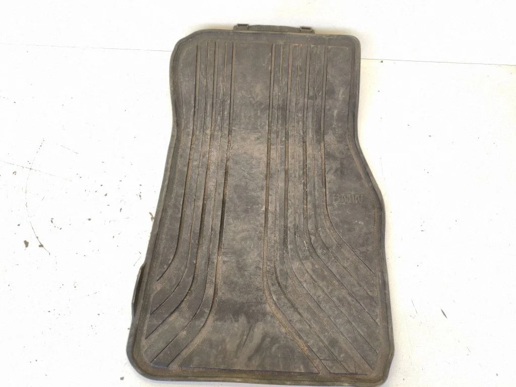 Front floor mat 2210208