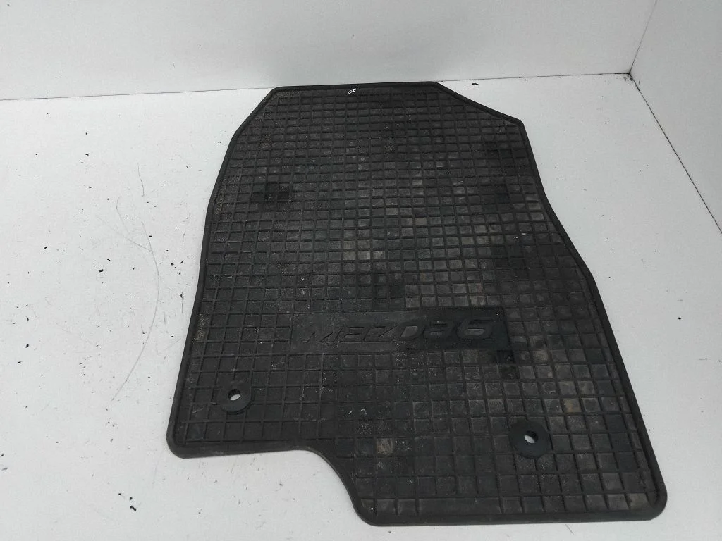 Front floor mat GHP9V0351