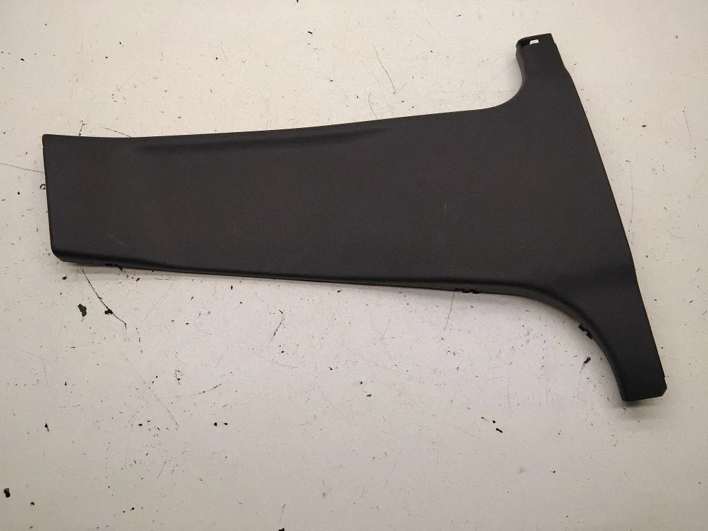 (B) piilari kate (alumine) – Mercedes-Benz C-klass AMG W204 (2007-2014)