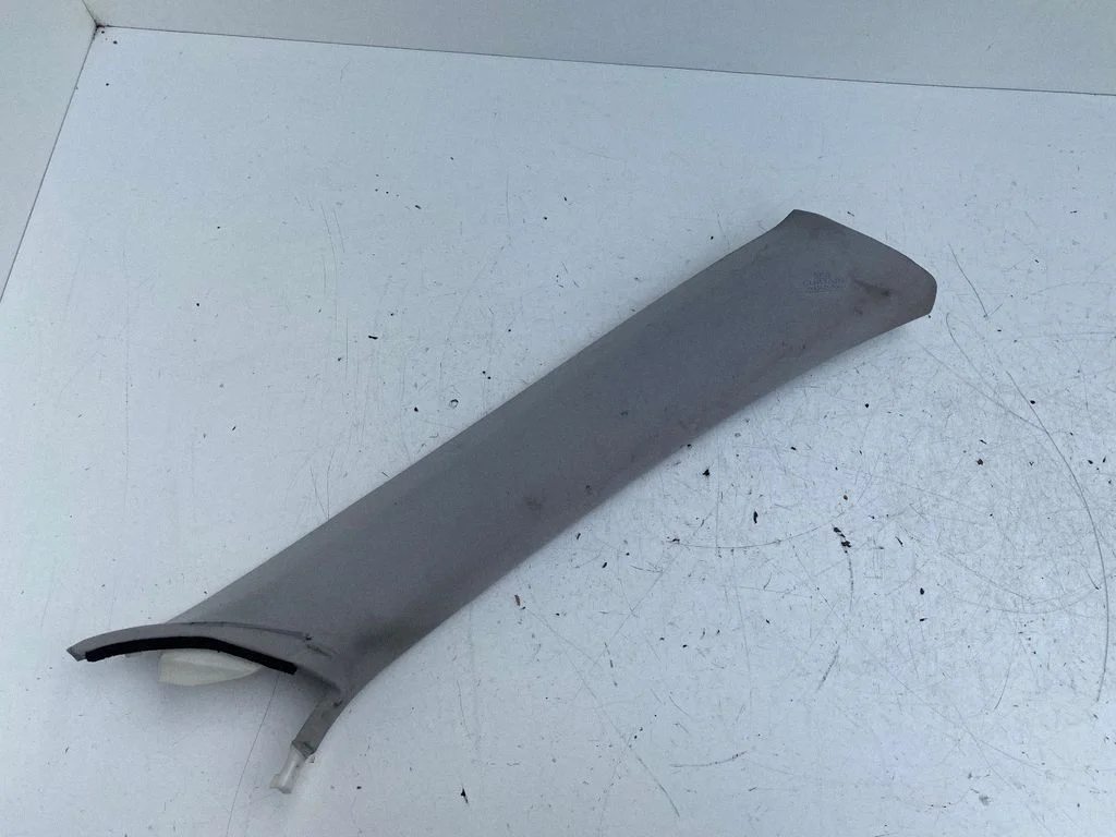 (A) piilari kate – Lexus IS 220D-250-350 (2006-2013)