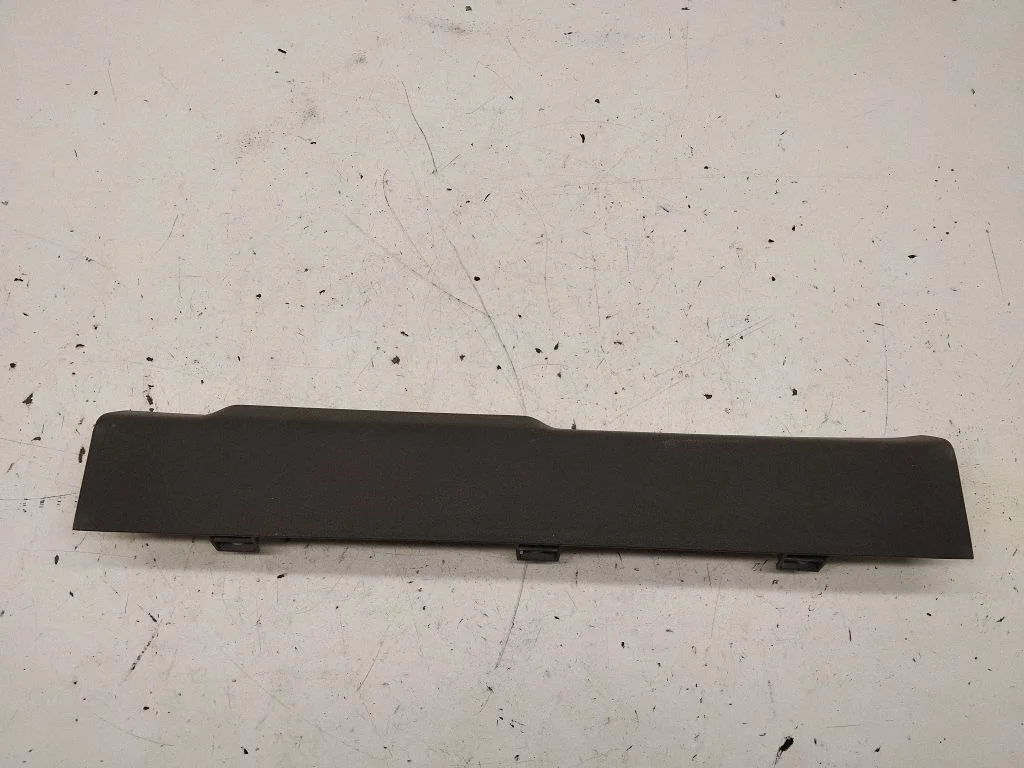 Esilävise kate (sisemine) 8A61A13200ABW