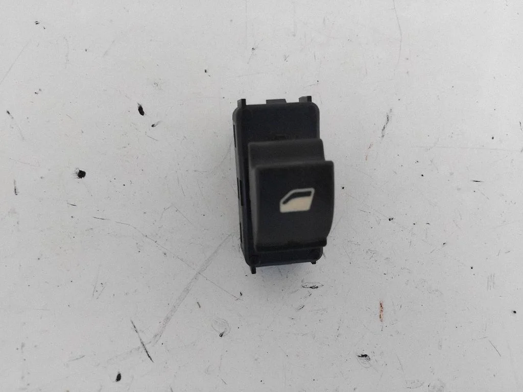 Przełącznik szyb elektrycznych 96662297XT02