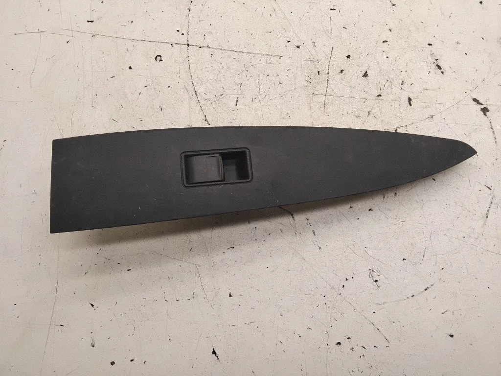 Elektrisko logu slēdzis 7423105340