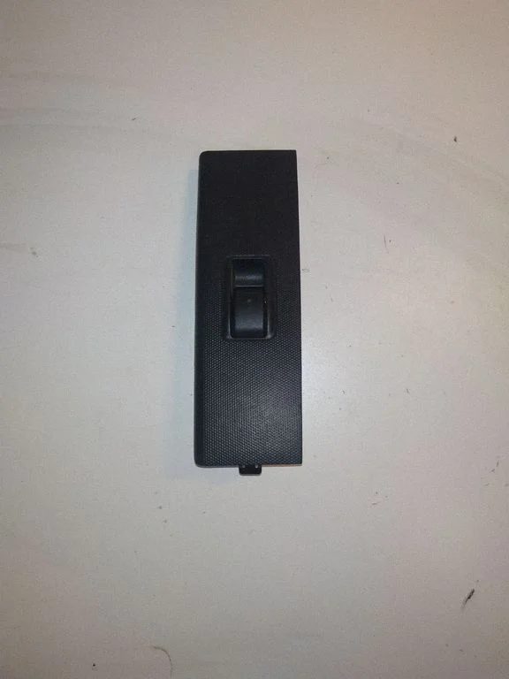 Elektriaknate lüliti 742310F030