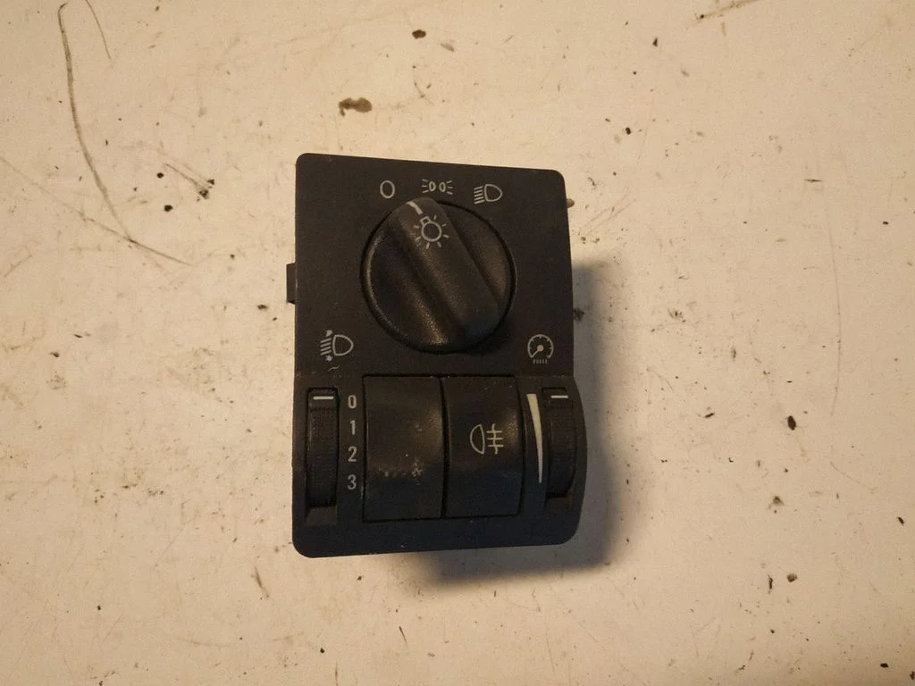 Light switch – Opel Zafira A (1999-2005)