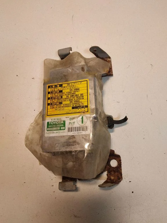 Airbag control unit/module 8917026200 – Toyota Hiace (H200) (2004-)