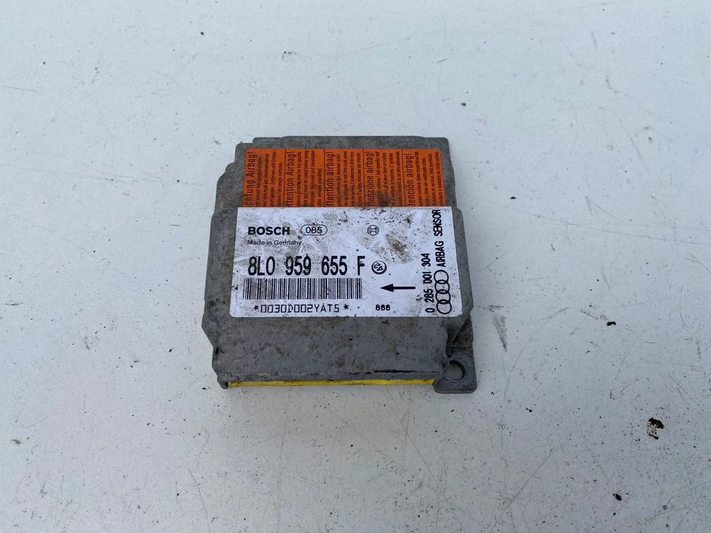 Drošības spilvenu vadības bloks 8L0959655F