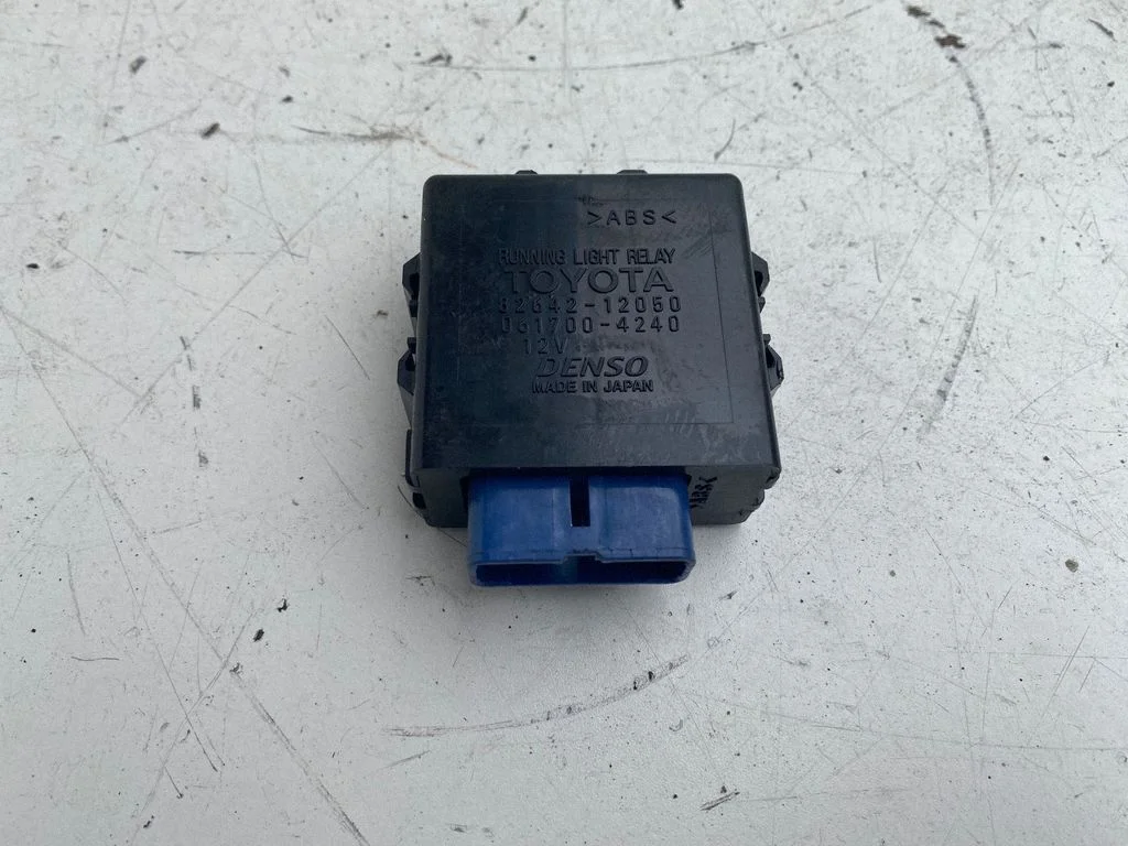 Citi vadības bloki/moduļi 8264228020