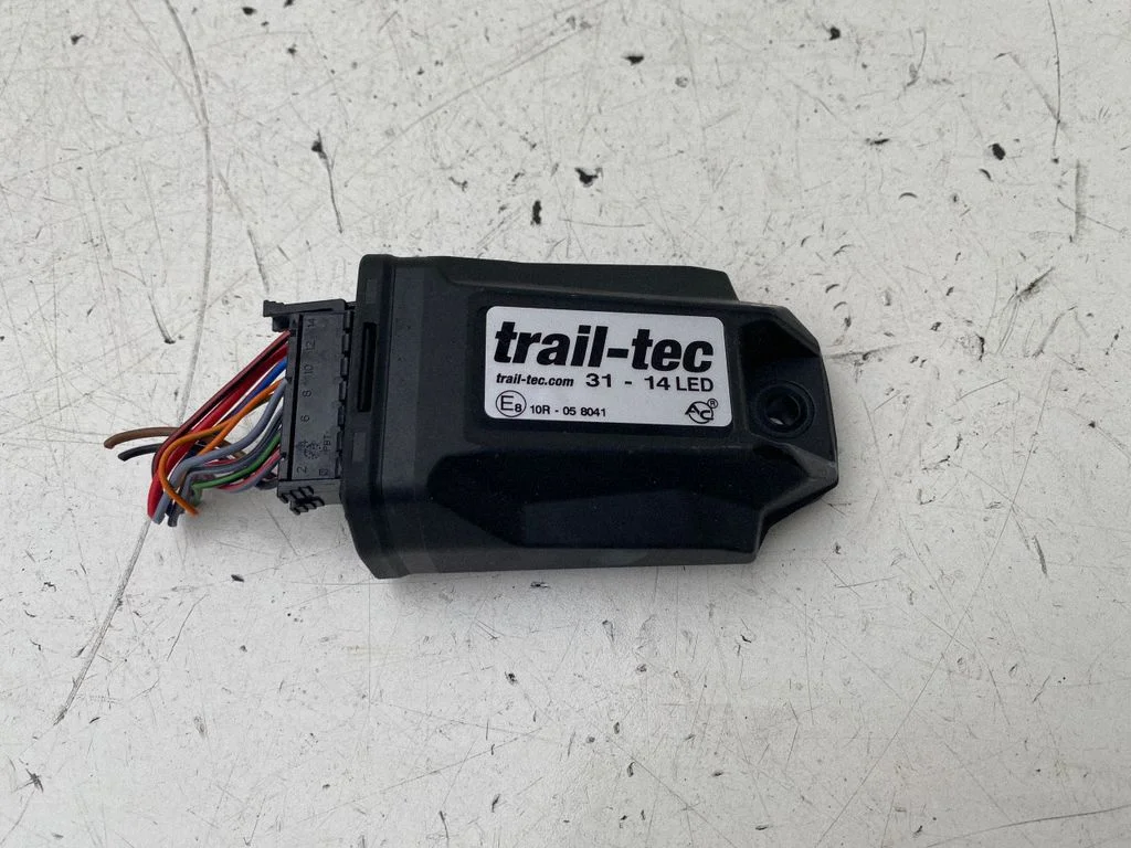 Pozostałe sterowniki i moduły 3114