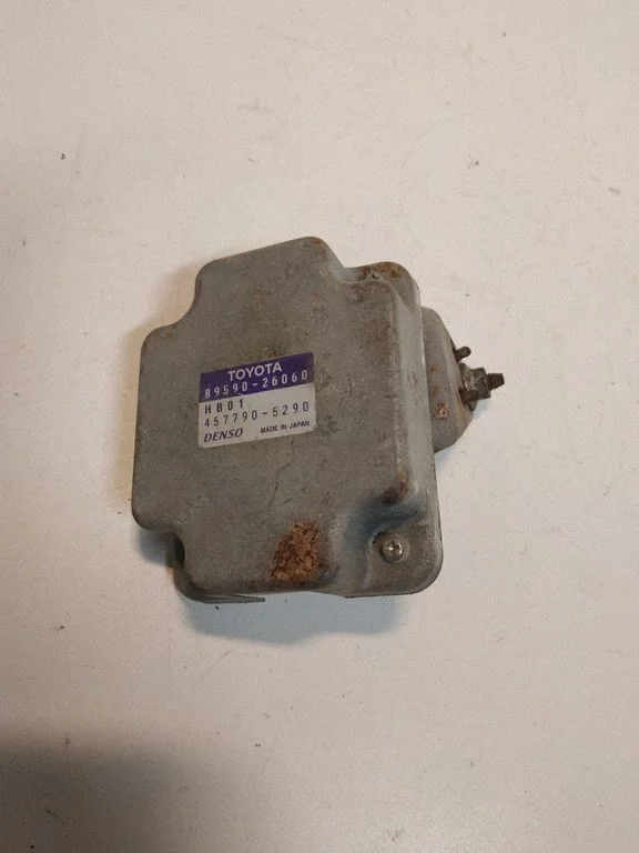 Other control units/modules 8959026060 – Toyota Hiace (H200) (2004-)