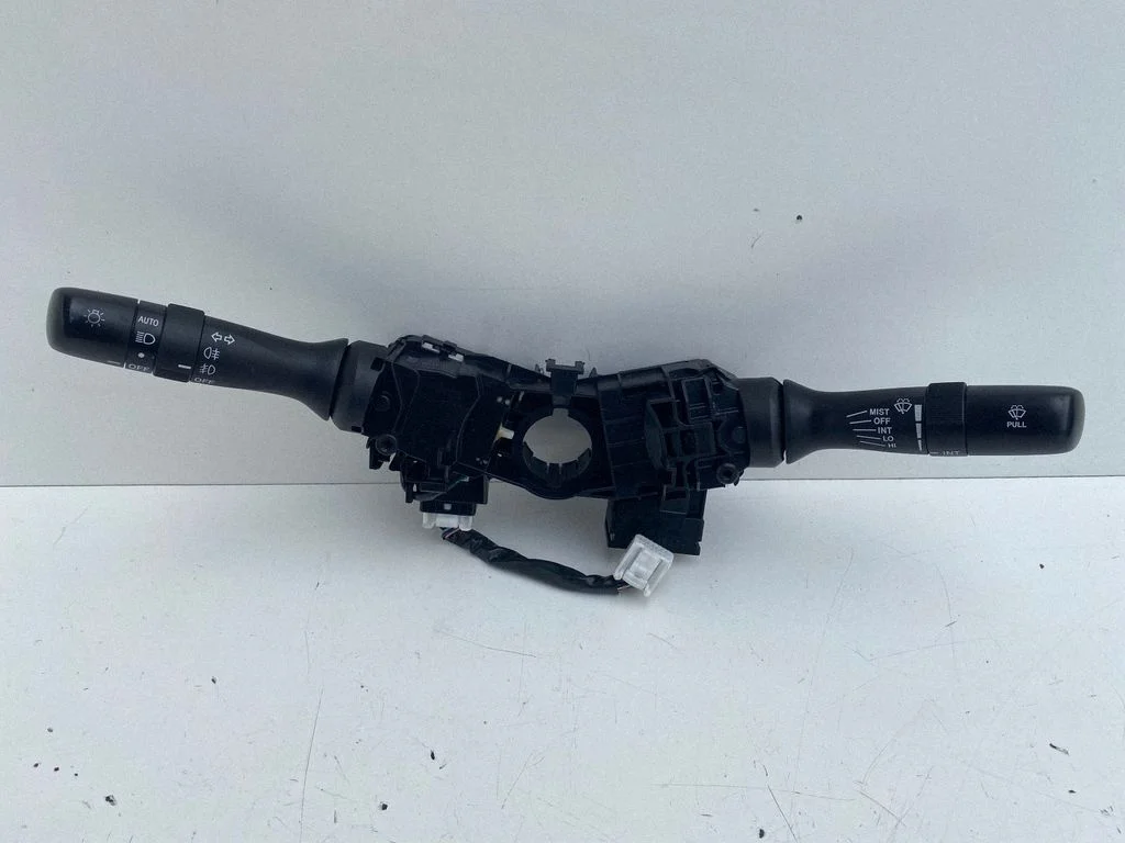 Wiper turn signal indicator stalk/switch – Lexus IS 220D-250-350 (2006-2013)