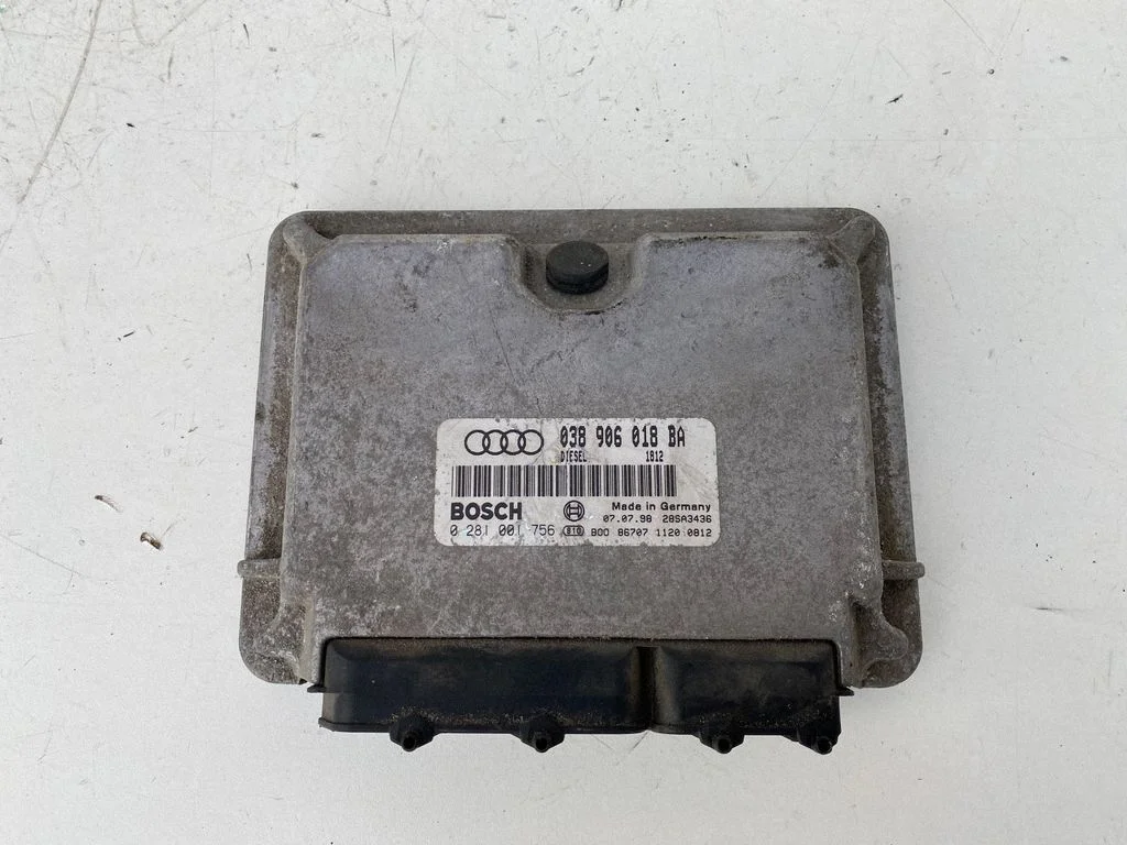 Dzinēja vadības bloks 038906018BA