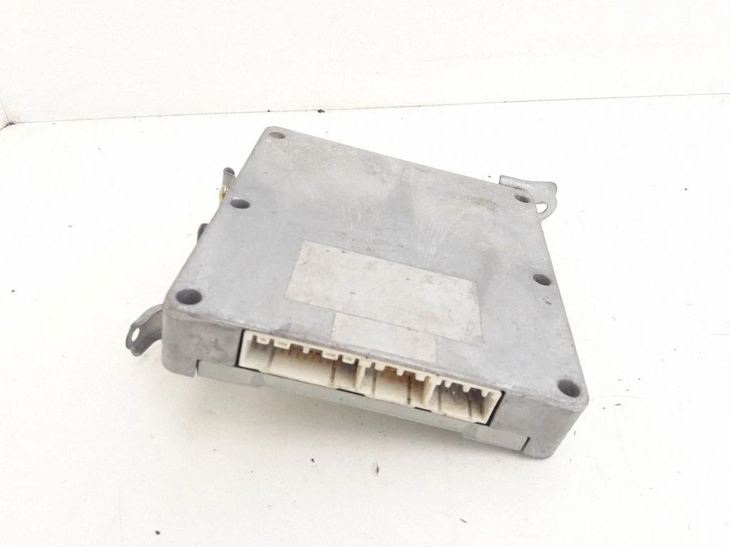Engine control unit/module 014037