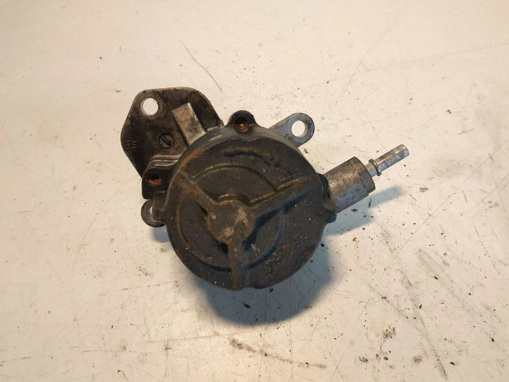 Vacuum pump