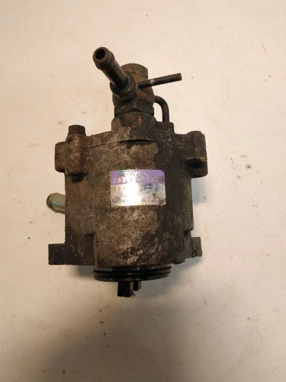 Vaakumpump – Toyota RAV 4 (XA20) (2000-2005)