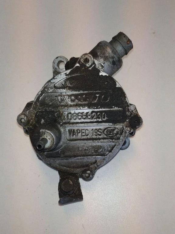 Vaakumpump – Volvo V70 (2000-2004)