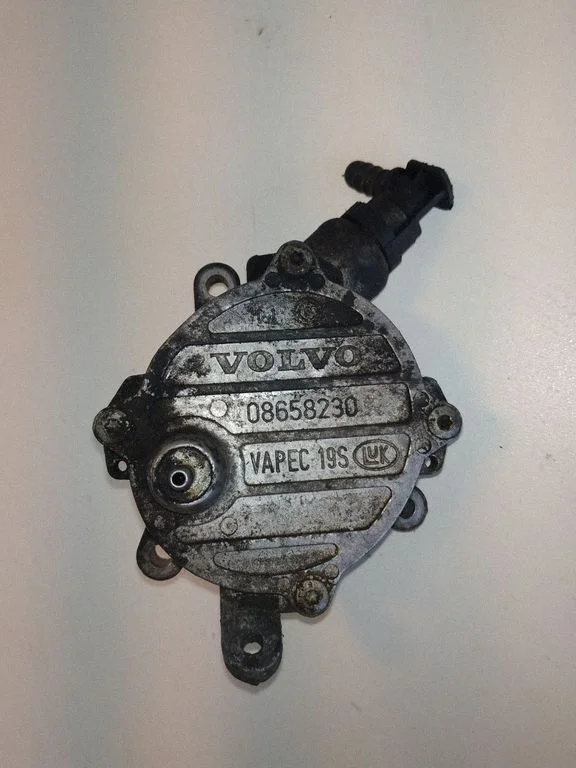 Vaakumpump – Volvo V70 (2000-2004)
