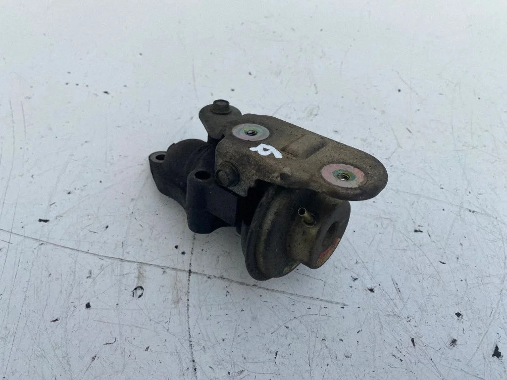 EGR-klapp – Toyota Corolla Verso E121 (2001-2004)