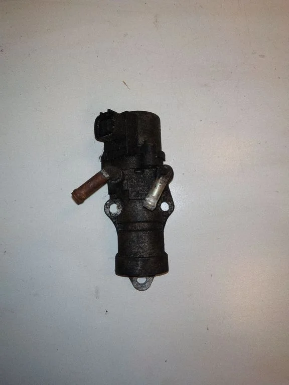EGR valve – Toyota Avensis Verso (2001-2009)