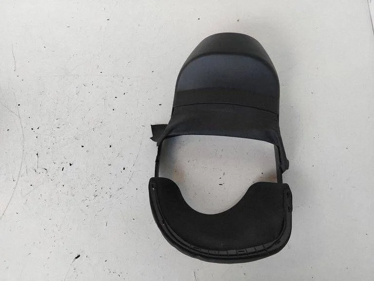 Steering wheel column trim 6131921954805