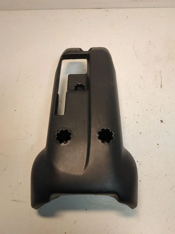 Steering wheel column trim – Volvo V50 (2008-2012)