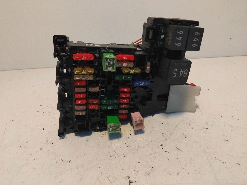 Fuse module 5Q0937615C