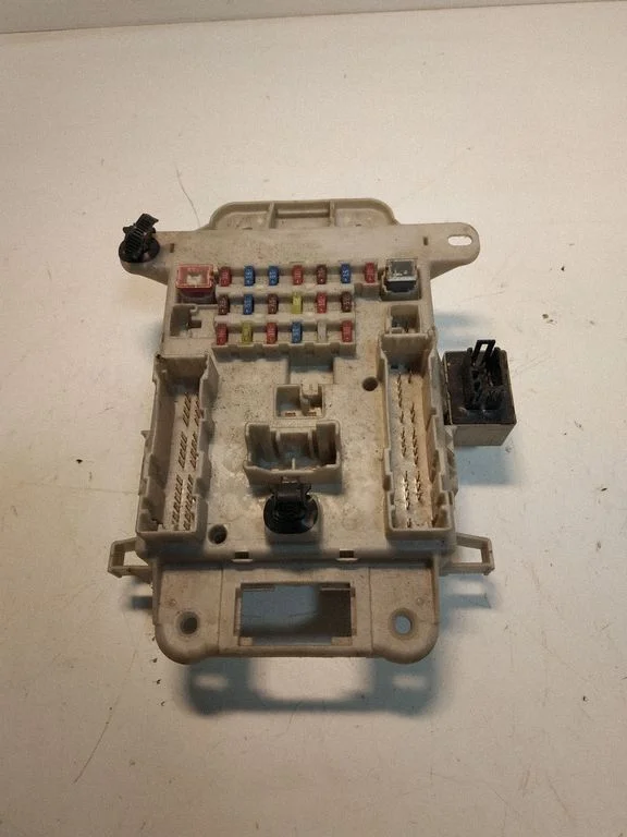 Drošinātāju bloks 09073B27